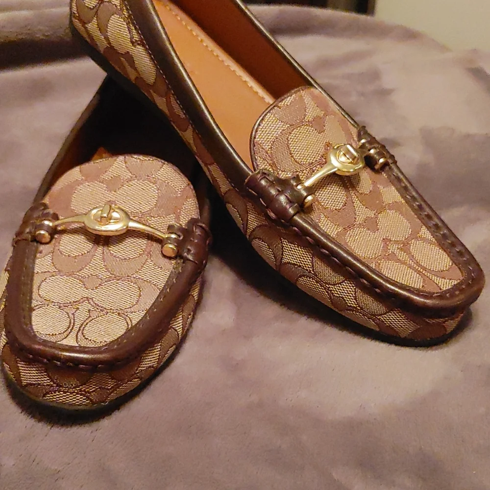 Coach Loafers - Picture 1 of 4
